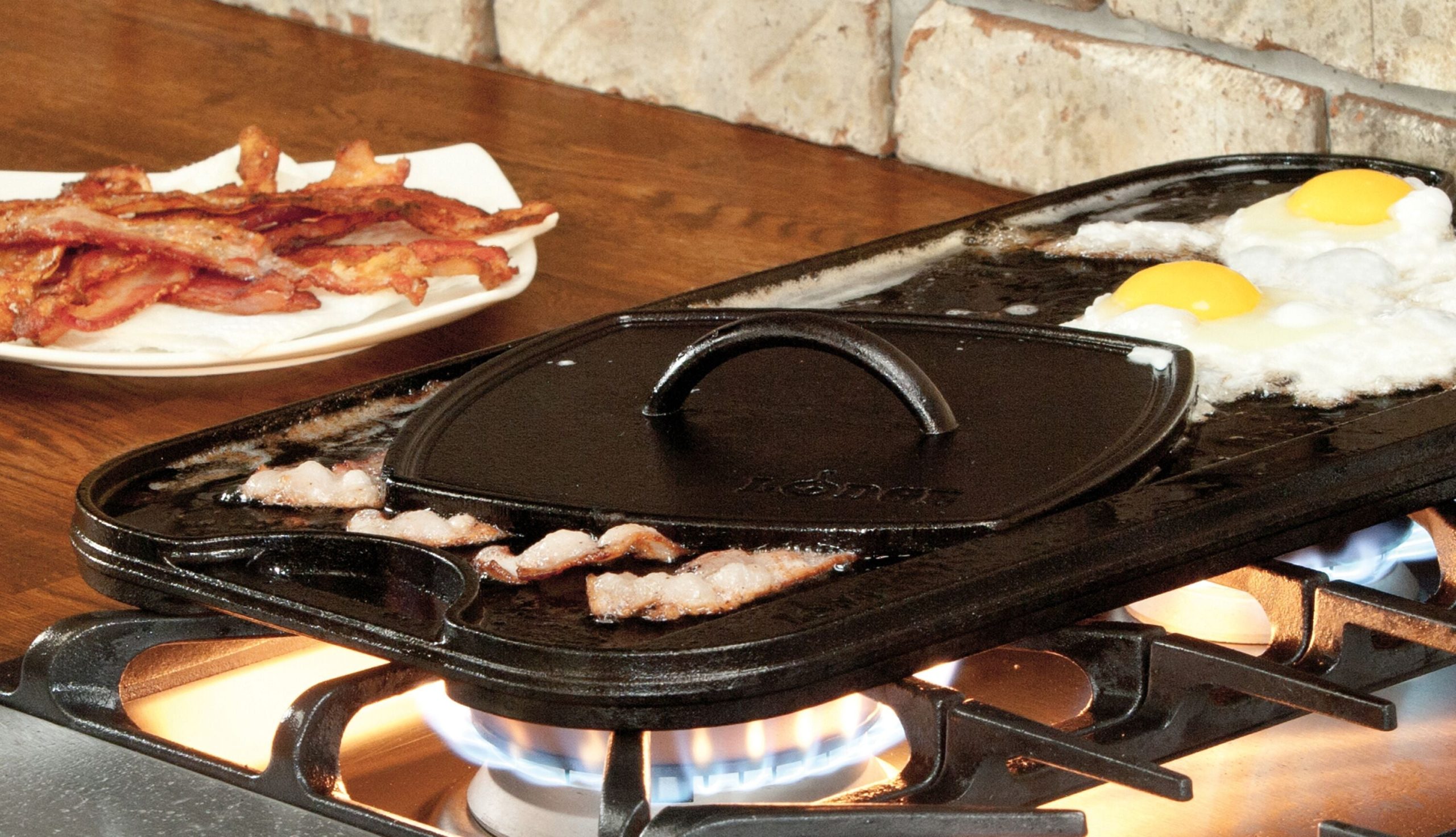 Lodge Grill Presses - Image 4