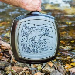 Lodge Wildlife Square Grill Pan with Fish