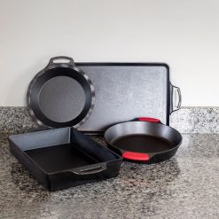 Alternative view of Lodge Baker's Delight Set