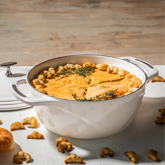 Lodge USA Enamel™ Cast Iron Dutch Oven - Image 21