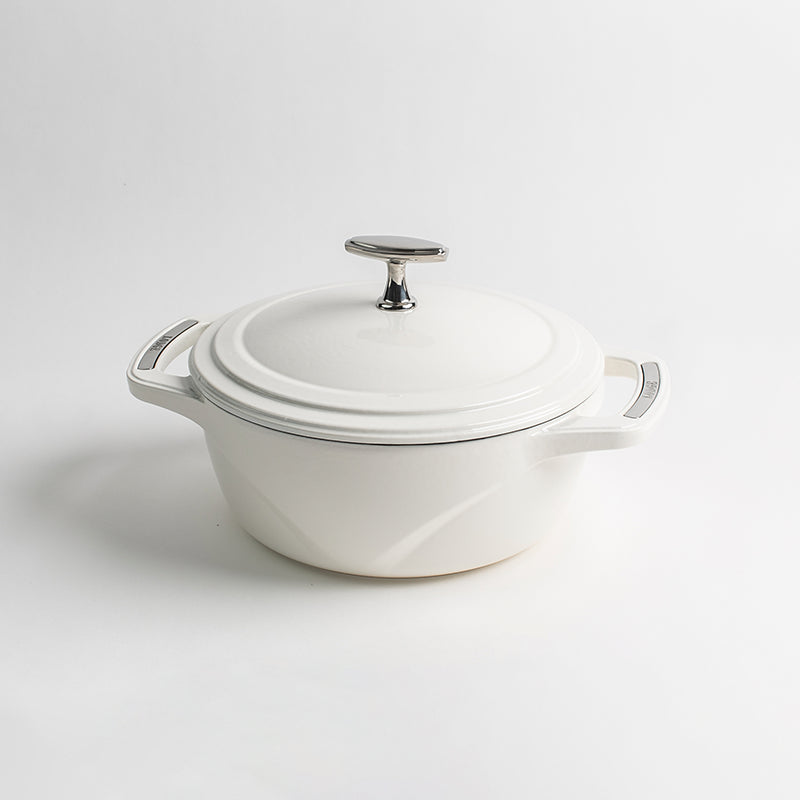 Lodge USA Enamel™ Cast Iron Dutch Oven - Image 26