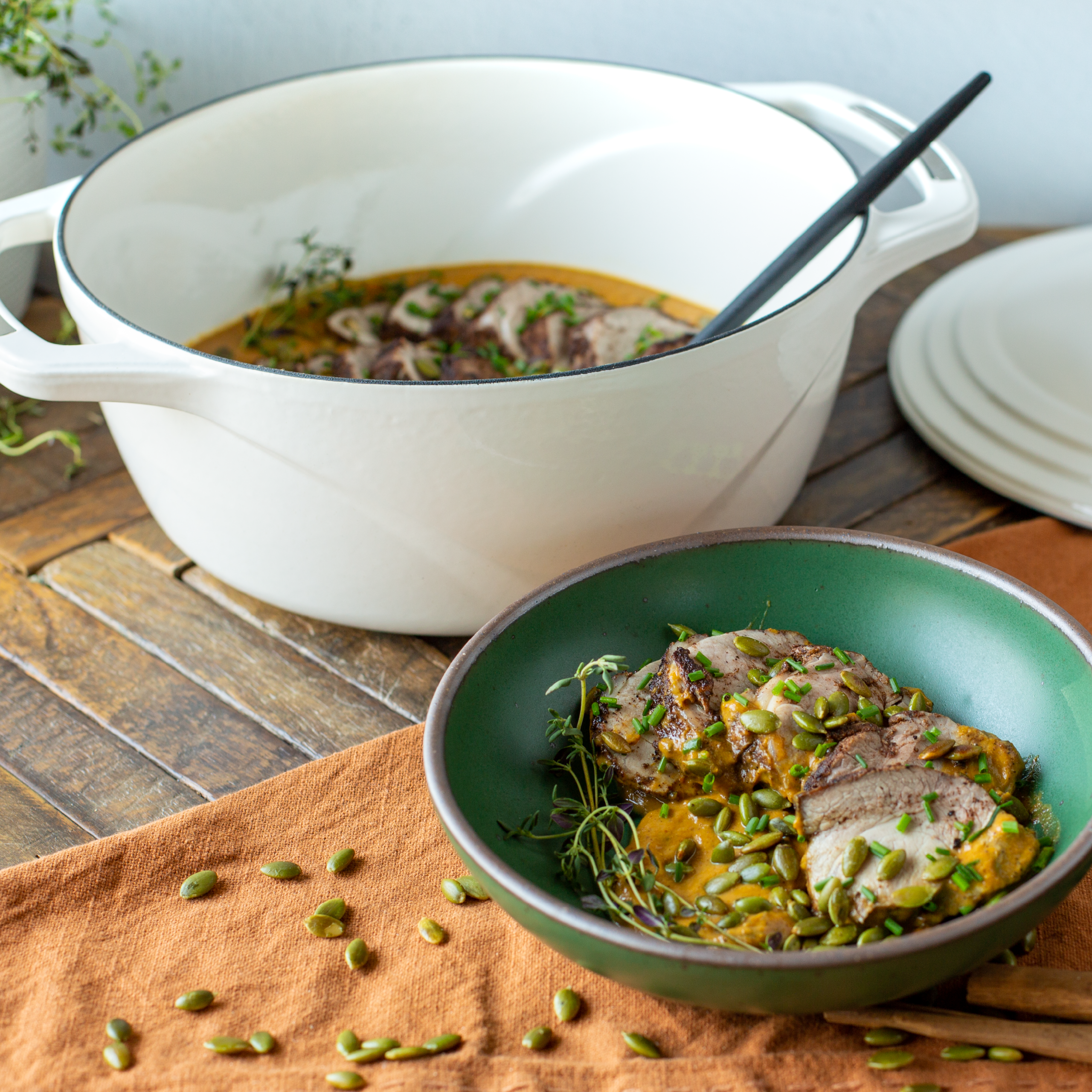 Lodge USA Enamel™ Cast Iron Dutch Oven - Image 115