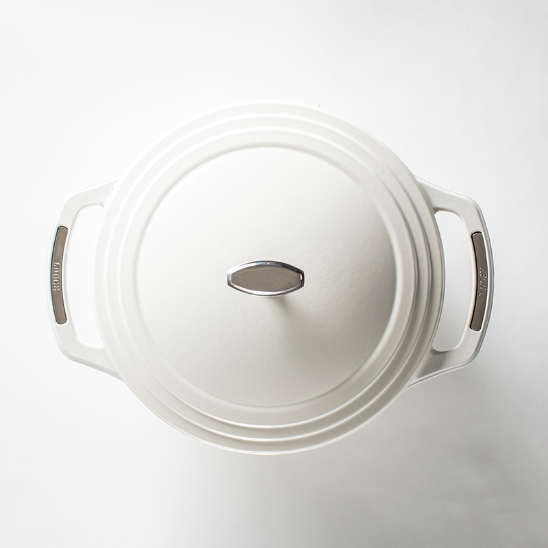 Lodge USA Enamel™ Cast Iron Dutch Oven - Image 8
