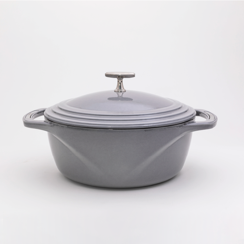 Lodge USA Enamel™ Cast Iron Dutch Oven - Image 7