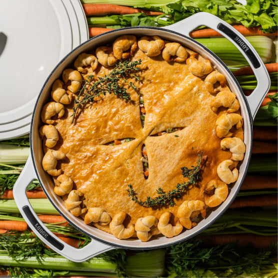 Lodge USA Enamel™ Cast Iron Dutch Oven - Image 22